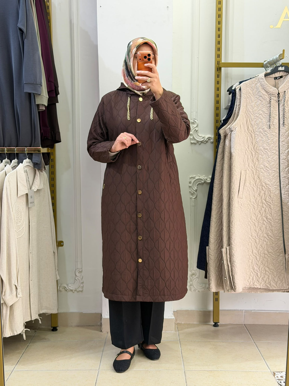 Ayşe Akay Kap 1042 — Kahverengi [stokoz:yzQwqZNe50Uv7yWaoSPT%3AKahverengi%3A0%3A1lpstye]