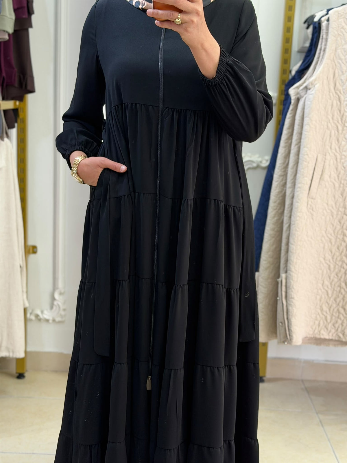 Eylül Ferace 1049 — Siyah [stokoz:8uRhBnLvqVtp2wsJg0Np%3ASiyah%3A1%3Auquqbm]