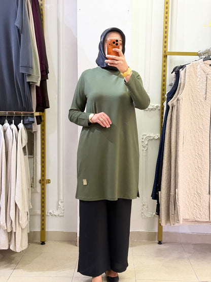 Armalı Tunik 1022 — Füme [stokoz:m7zzITmSxxNPmyqiTv3d%3AF%C3%BCme%3A2%3A7dpfzg]