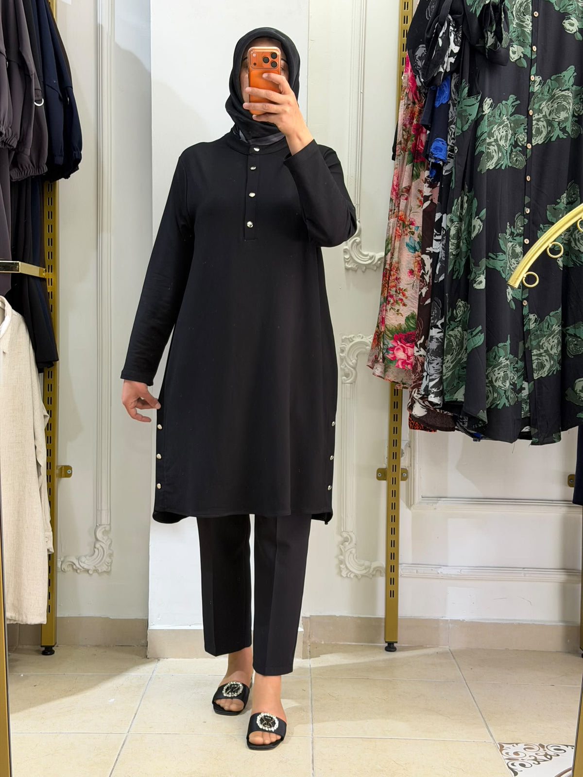 Liva Tunik 1026 — Siyah [stokoz:om6IkDXqt0AocHSpR43i%3ASiyah%3A0%3Akaqjzr]